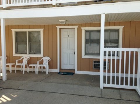 Condo with Pool in North Wildwood, NJ