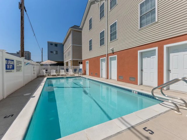 Luxury 3BR 2BA Wildwood Condo, 1 Block to the Beach with a HEATED POOL