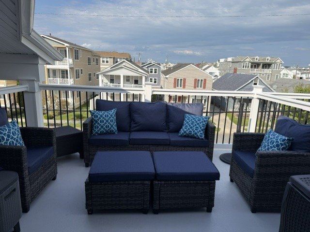 Wk of 8-15 and 8-29 Available - Steps to Beach and Boards on 16th Ave.